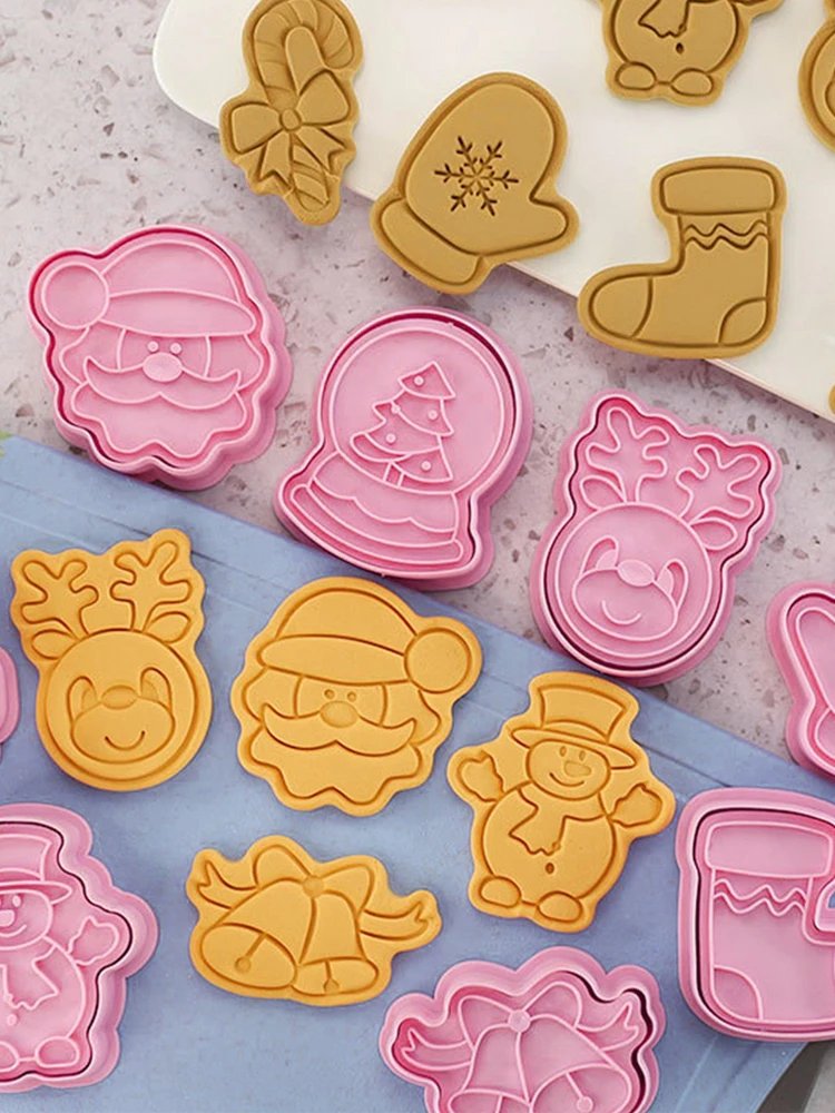 Cookies Cutter Christmas Dough Stamp Plastic 3D Cartoon Pressable Biscuit Mold Confectionery Baking Pastry Bakeware