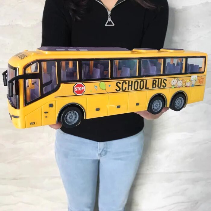 Electric Remote Control school bus with Lights - Image 1