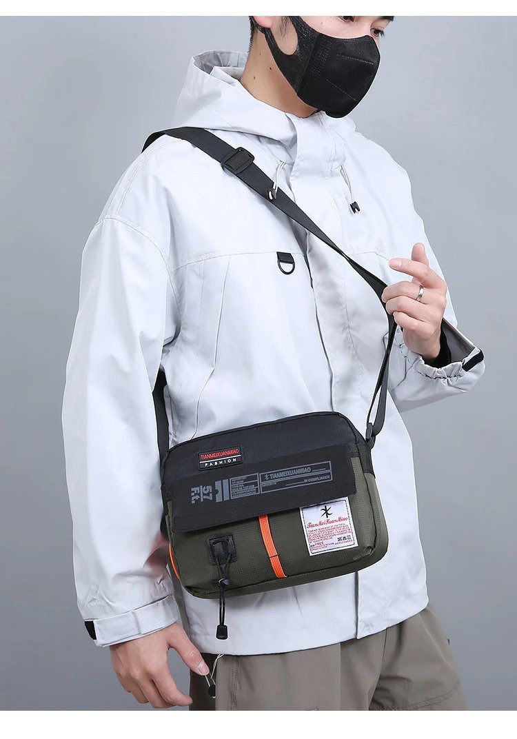 The New Single Shoulder Bag Outside The Casual Crossbody Bag Fashion Fashion Hand Nylon Color Bag
