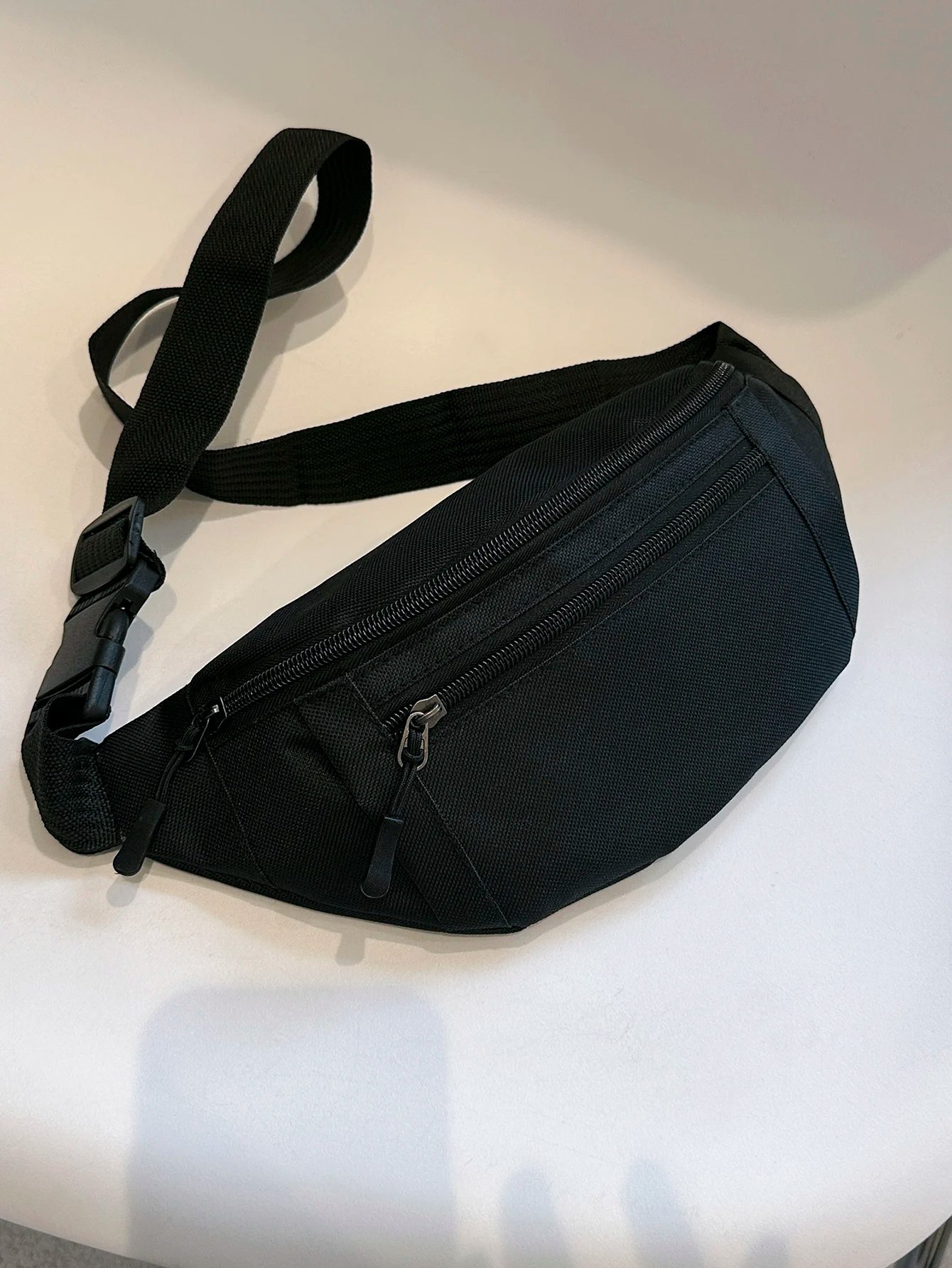 Fanny Pack Sports Festival Workout Traveling Running Large Crossbody Casual Hands-Free Wallets Waist Pack Phone Bag