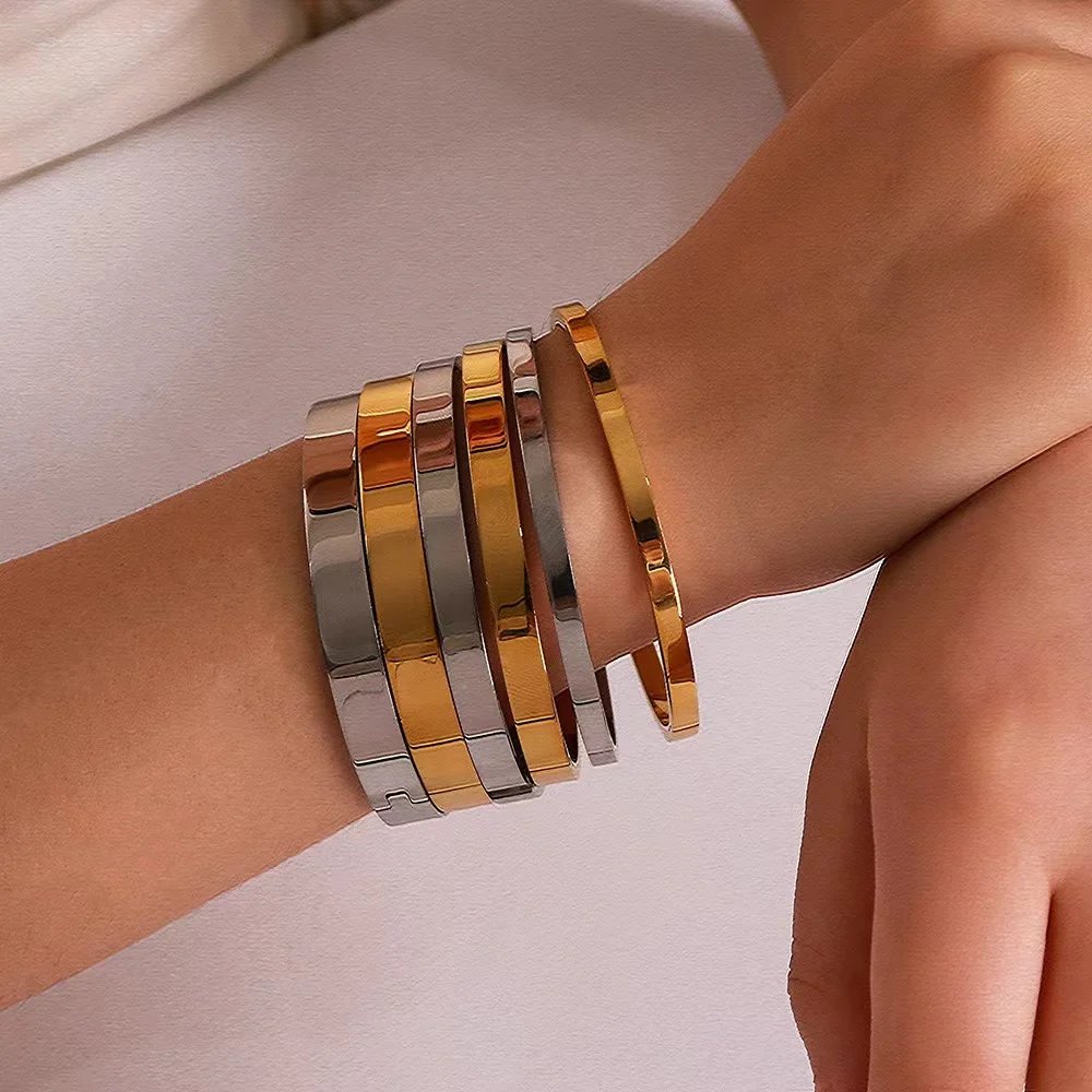 Waterproof Stainless Steel Oval Smooth Bracelet Bangle Women Minimalist 18k Gold Color Charm Jewelry Gifts Wholesale
