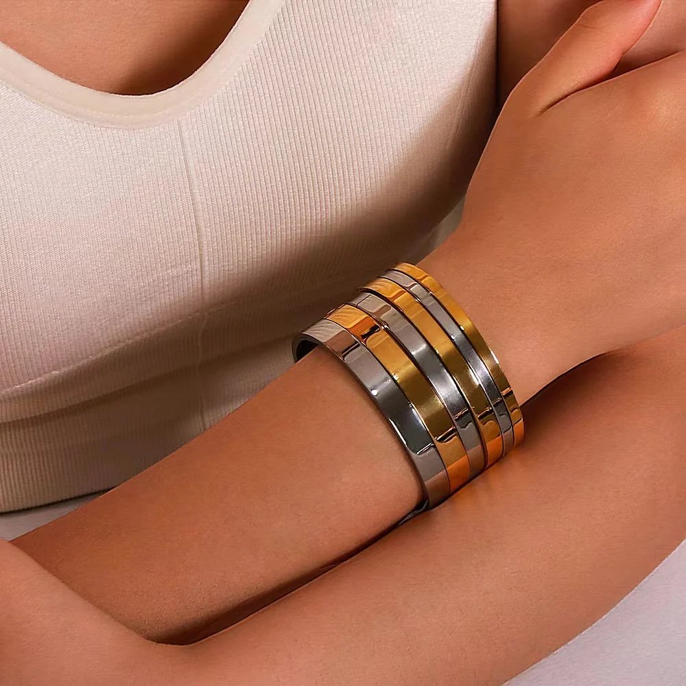 Waterproof Stainless Steel Oval Smooth Bracelet Bangle Women Minimalist 18k Gold Color Charm Jewelry Gifts Wholesale