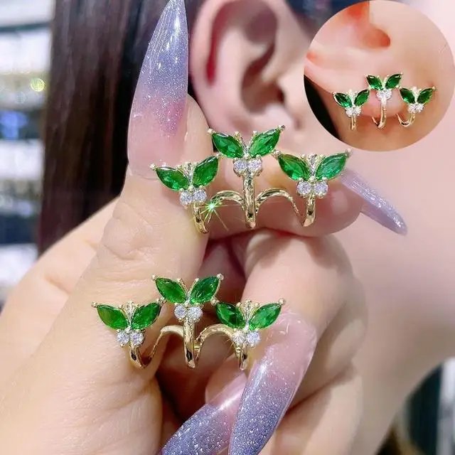Korean Vintage Pearl Crystal Earrings For Women Jewelry High-class Luxury Zircon Flower Butterfly Leaf Women's Stud Earrings Korean Vintage Pearl Crystal Earrings For Women Jewelry High-class Luxury Zircon Flower Butterfly Leaf Women's Stud Earrings
