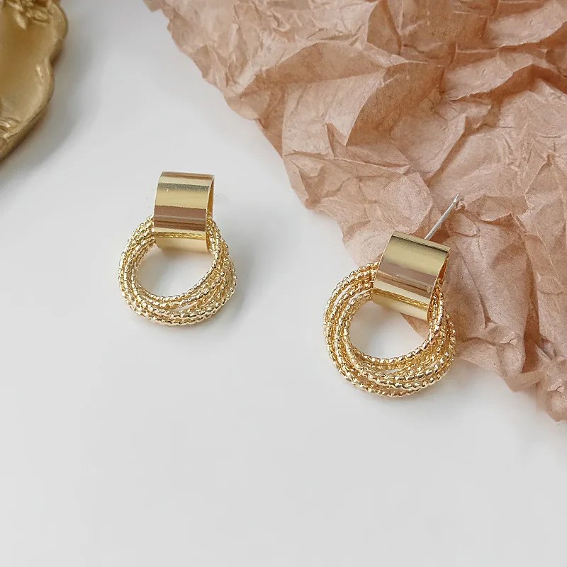 Retro Metal Gold Color Multiple Small Circle Stud Earrings for Women Korean Jewelry Fashion Wedding Party Earrings Jewelry Gift Retro Metal Gold Color Multiple Small Circle Stud Earrings for Women Korean Jewelry Fashion Wedding Party Earrings Jewelry Gift
