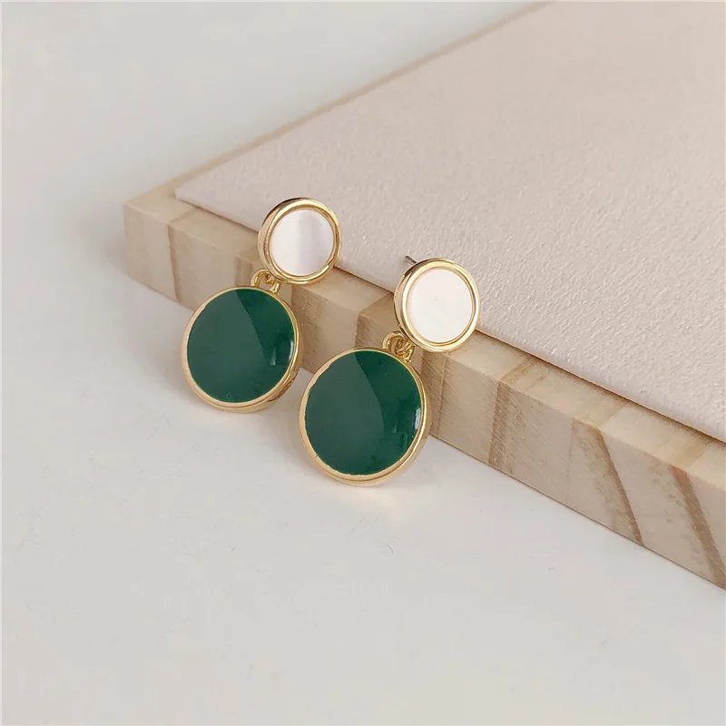 Vintage Red Green Enamel Water Drop Earrings For Women Piercing Ear Jewelry Korean Female Hanging Earring Lovely Kolczyki Gift Vintage Red Green Enamel Water Drop Earrings For Women Piercing Ear Jewelry Korean Female Hanging Earring Lovely Kolczyki Gift