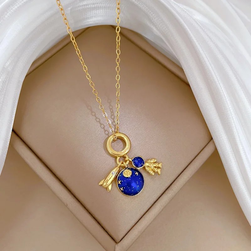 Light Luxury Titanium Steel Star Series Necklace for Women Gold Color Planet Moon Astronaut Pendant Necklaces Jewelry Gifts