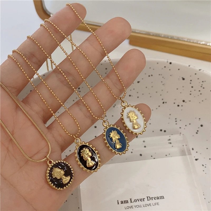 HangZhi 2021 New Korean Vintage Water Drop Star Round Bear Oval Pendant Necklace Geometric Gold Color Titanium Steel Jewelry