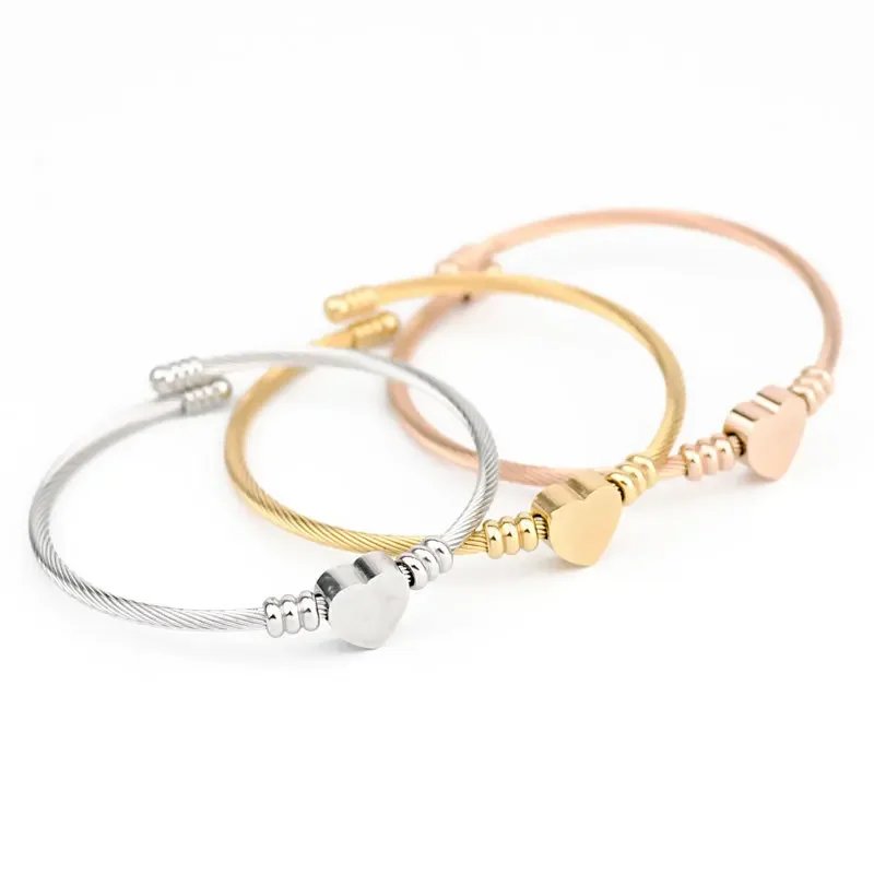 Stainless steel love-shaped adjustable wire bracelet three-color titanium steel open bracelet jewelry Stainless steel love-shaped adjustable wire bracelet three-color titanium steel open bracelet jewelry